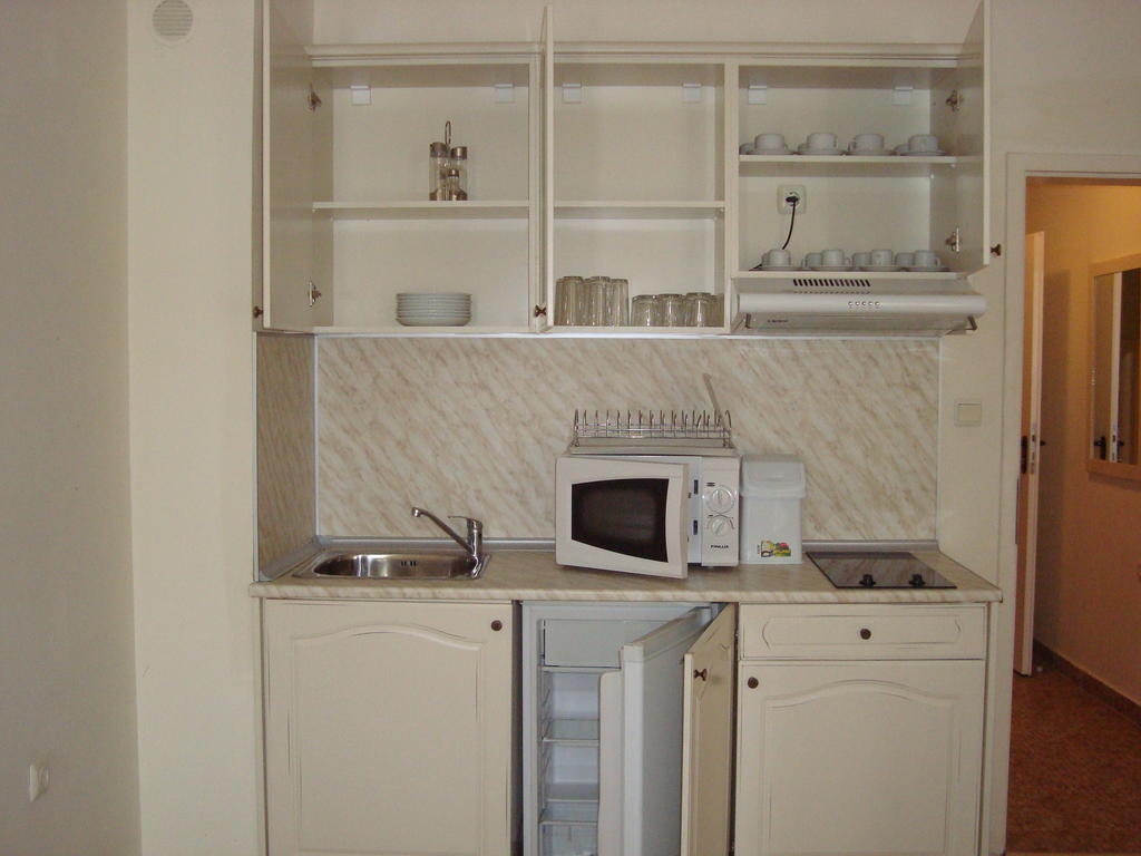 Flores Park Sunny Beach Room photo