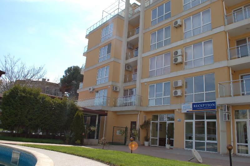 Flores Park Sunny Beach Exterior photo